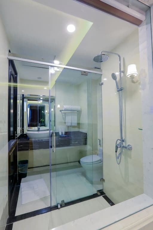 New Era Hotel & Spa - photo 9