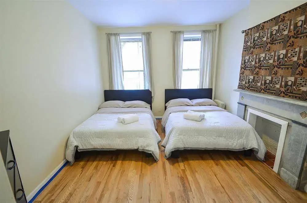 West Side Apartment - photo 4