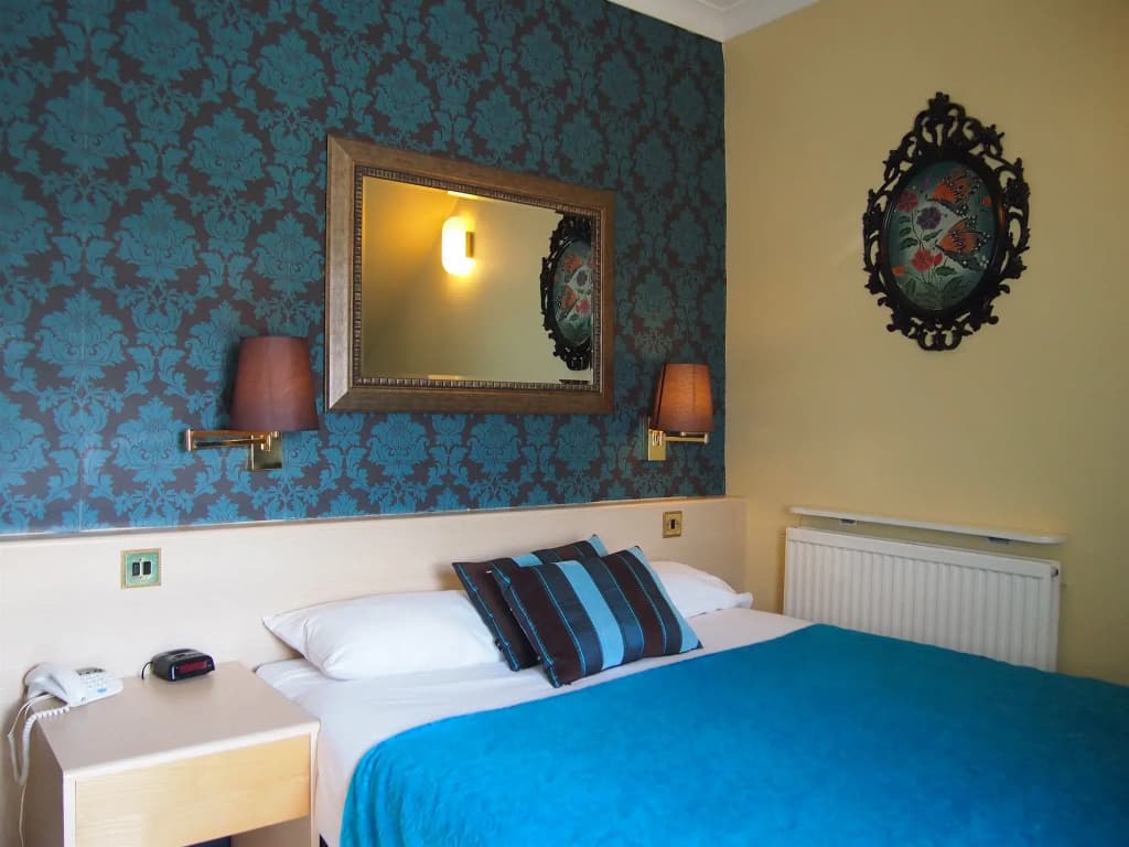 Edinburgh Thistle Hotel - photo 26
