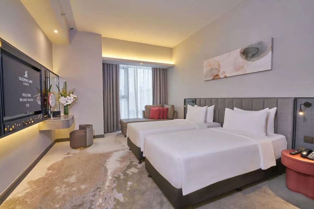 Sleeping Lion Suites - photo 20