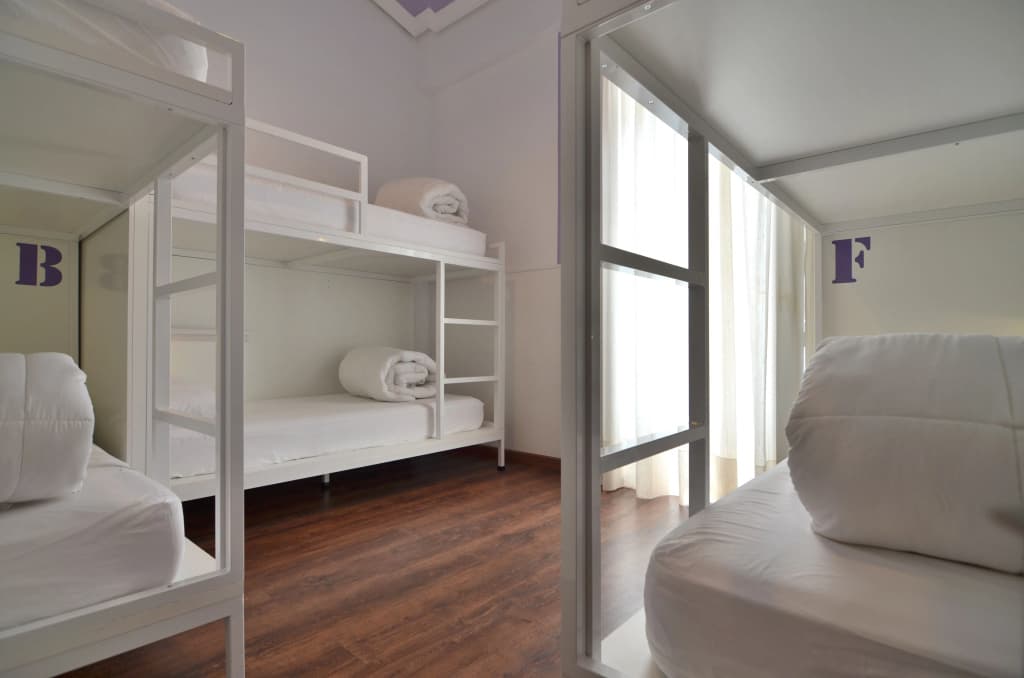 Far Home Atocha Hostel - photo 26