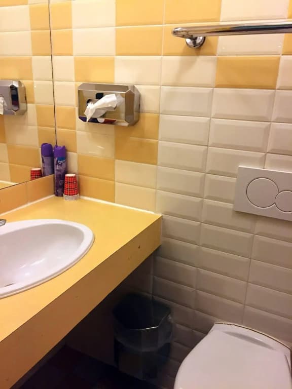 Orange Tulip Hotel Amsterdam - Hostel - photo 9