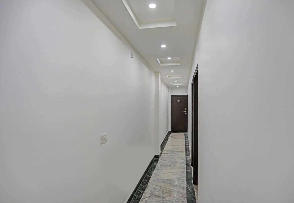 Collection O Nirvana Residency Near Lotus Temple - photo 2