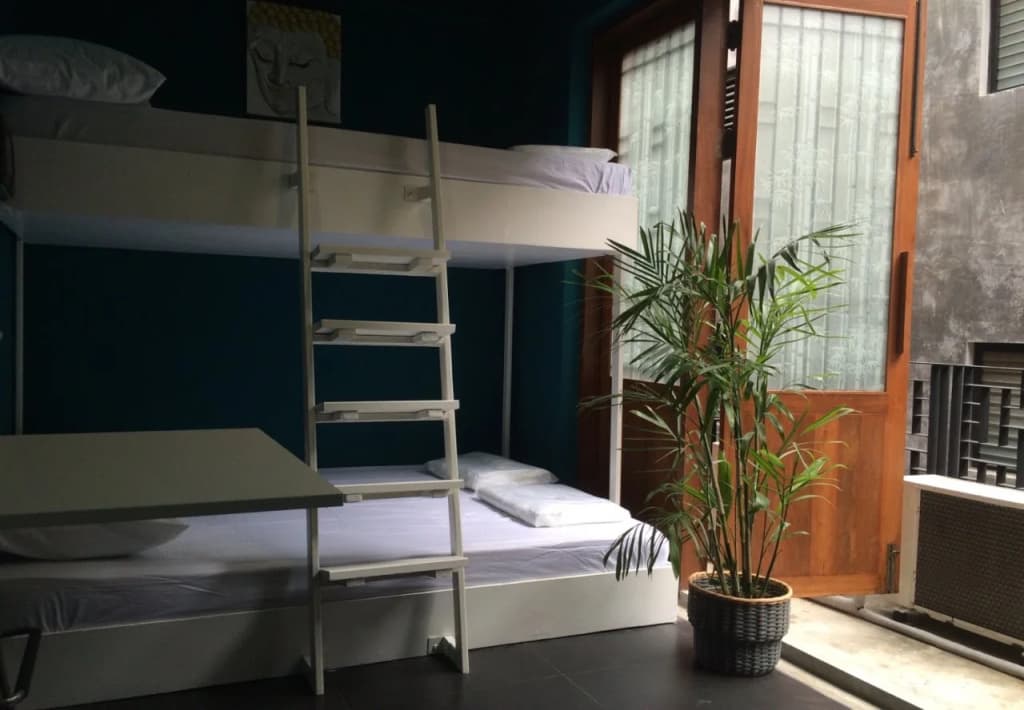 Ten Ten Hostel - photo 3