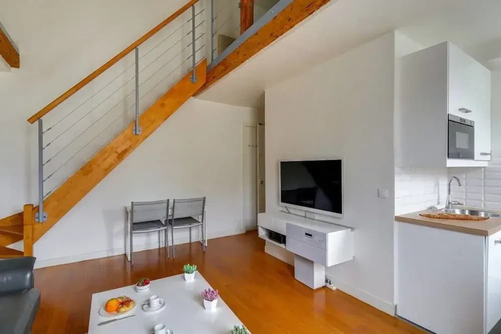 Beautiful Renovated Flat Near Eiffel Tower - photo 10
