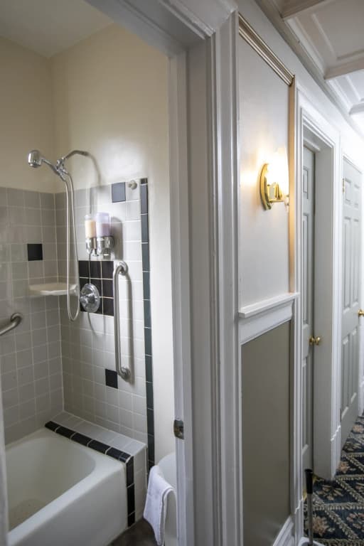Hayes Valley Inn - photo 13