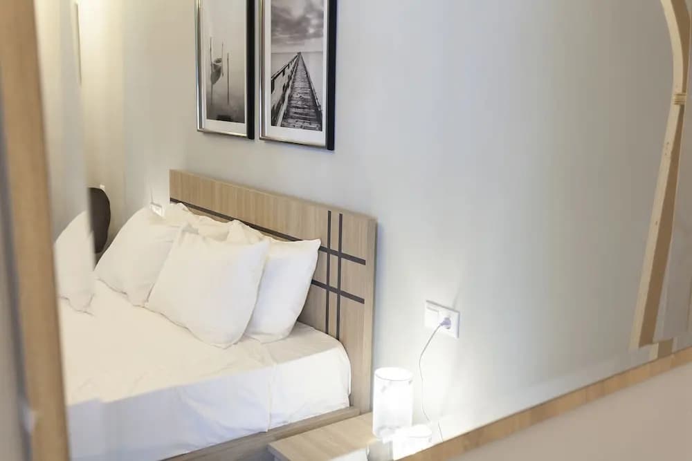 Privilege Flat Renovated Upscale Studio - photo 4