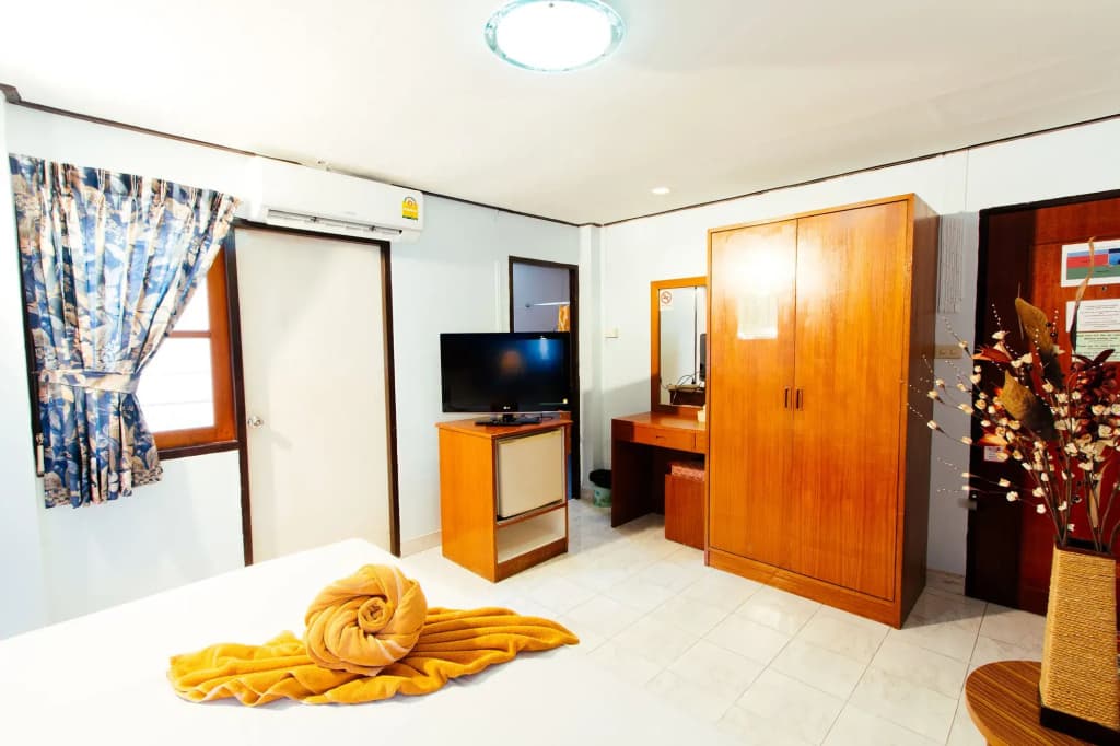 Thipurai Annex Hotel - photo 7