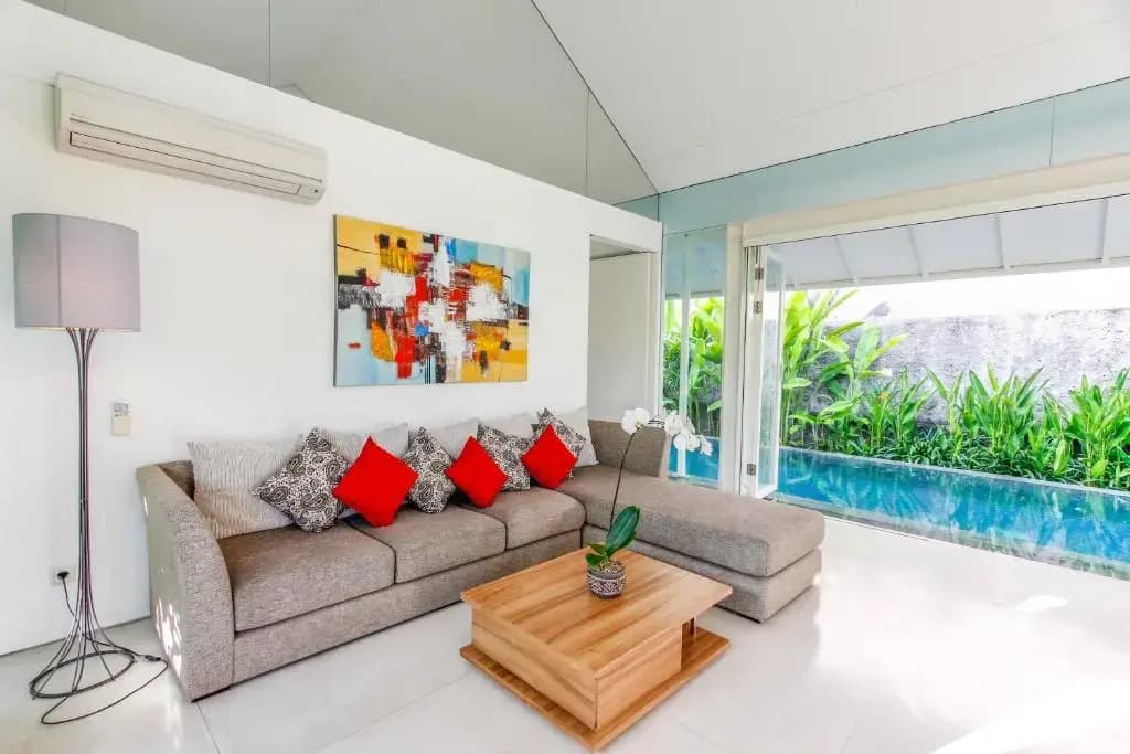 White Villa - photo 4