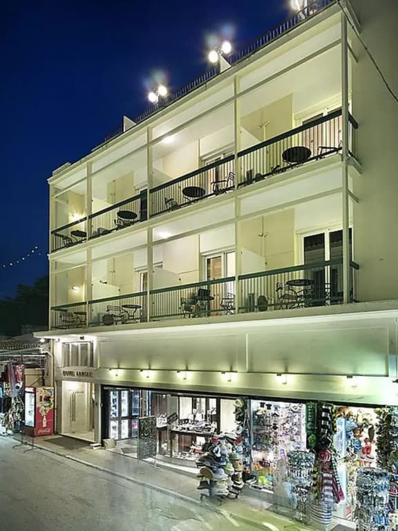 Adrian Hotel - photo 1