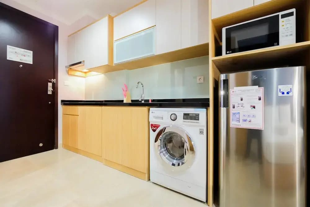 Comfortable Studio at Menteng Park Apartment - photo 21