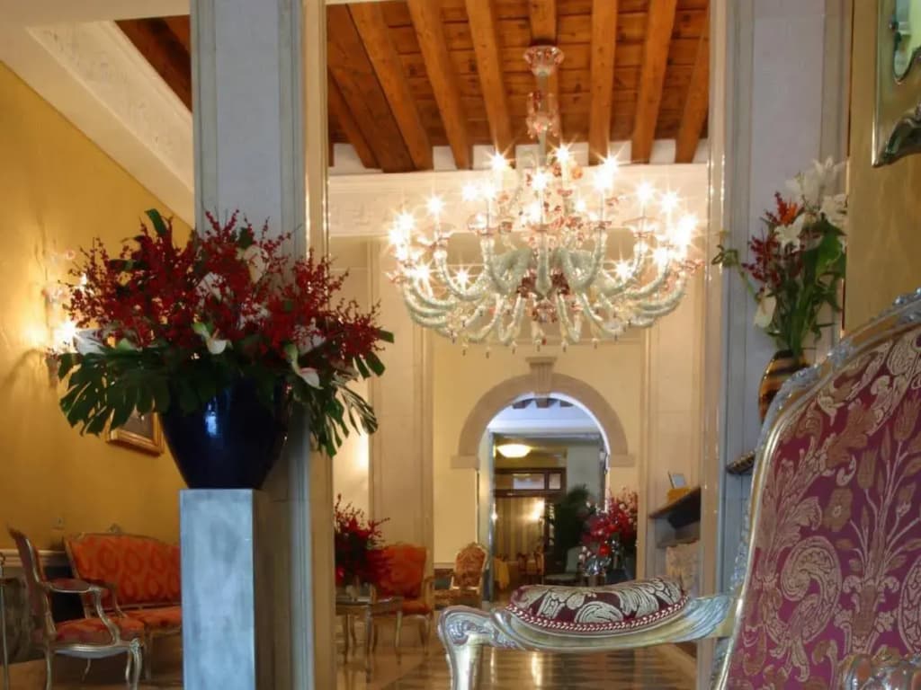 NH Venezia Santa Lucia Hotel - photo 17