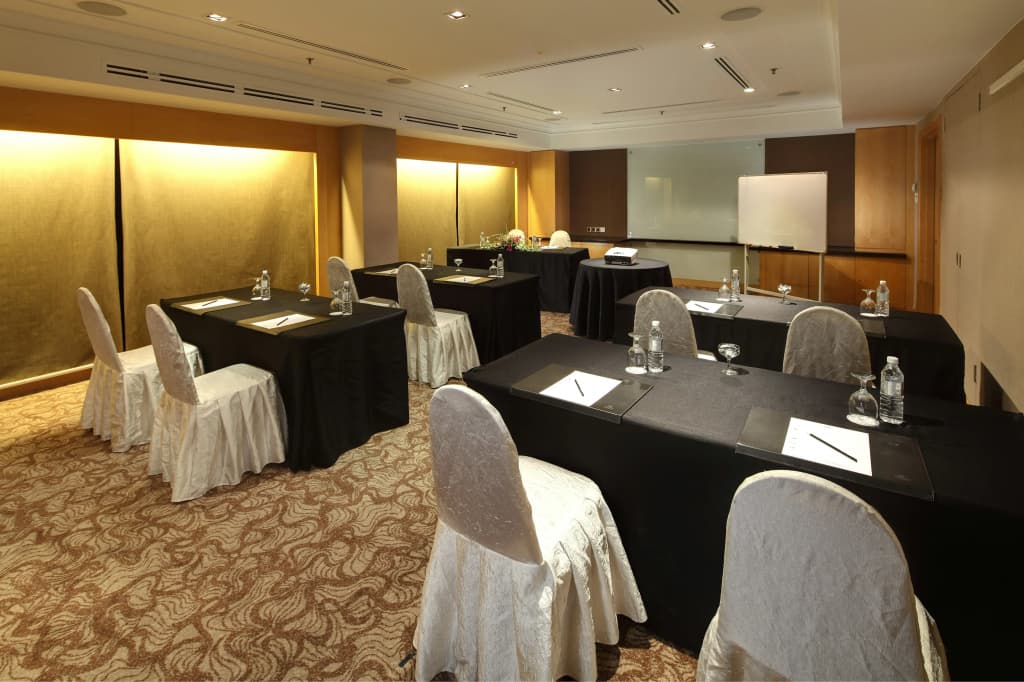 Hilton Petaling Jaya - photo 24