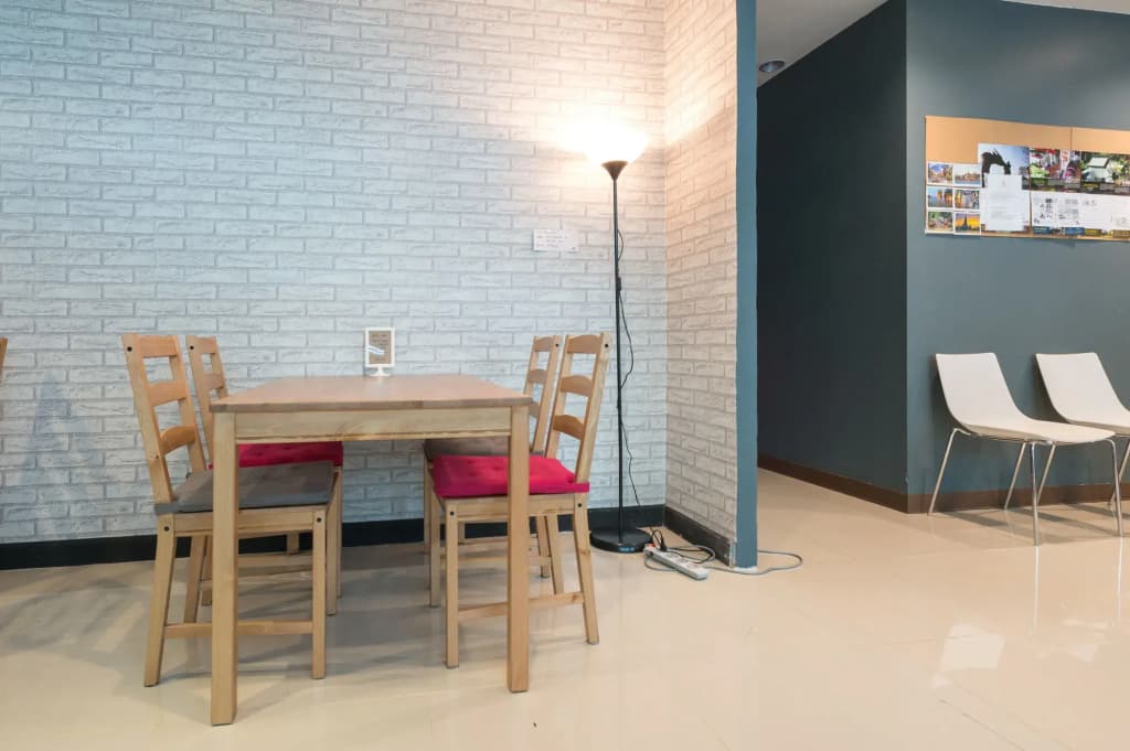 The Little Pig Sukhumvit - photo 20