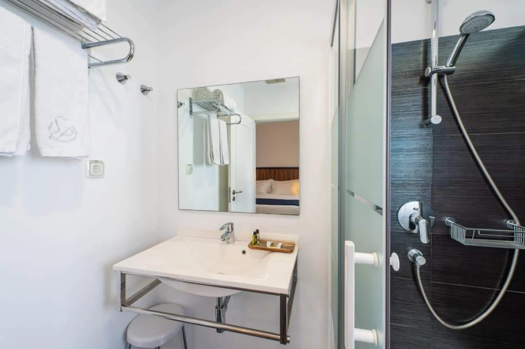Lisboa Prata Boutique Hotel - photo 22