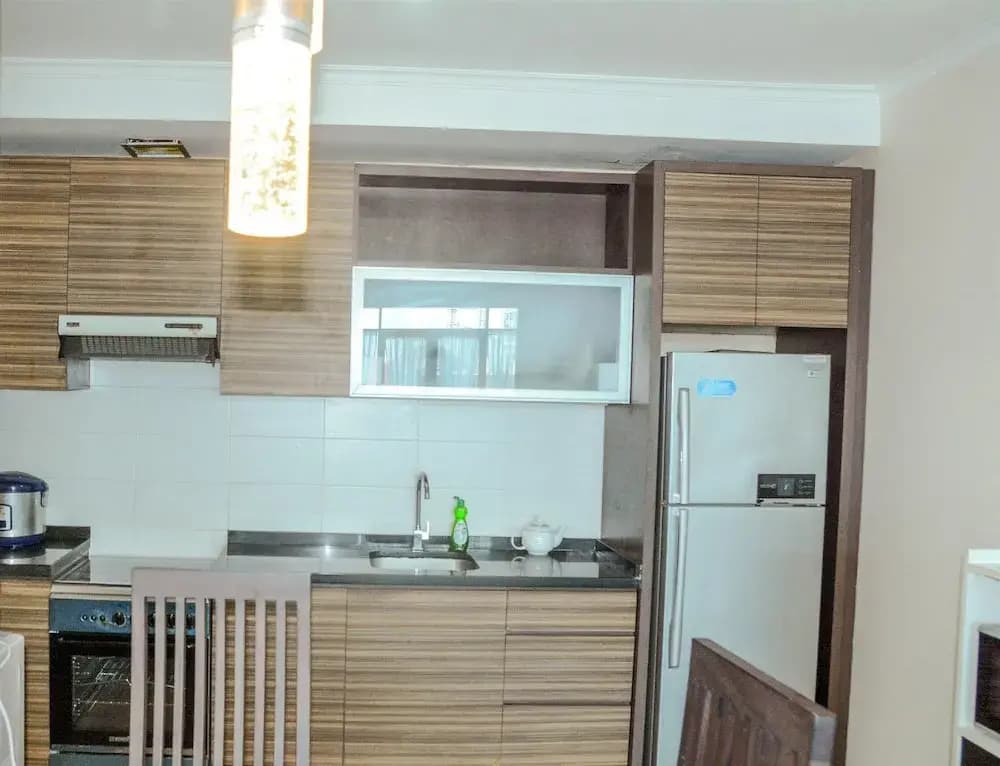 Spacious Hampton's Park Apartment with Working Space - photo 14