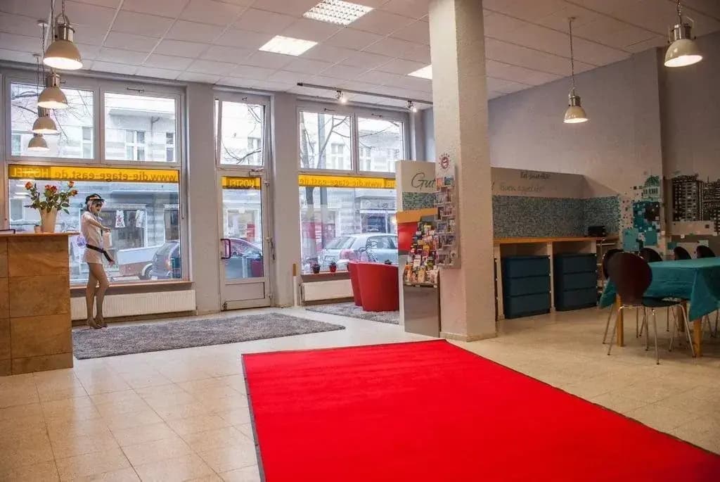 Hostel Die Etage East - photo 8