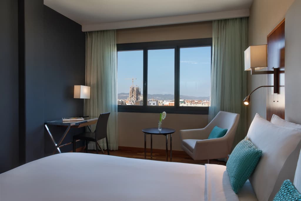 Renaissance Barcelona Hotel - photo 4