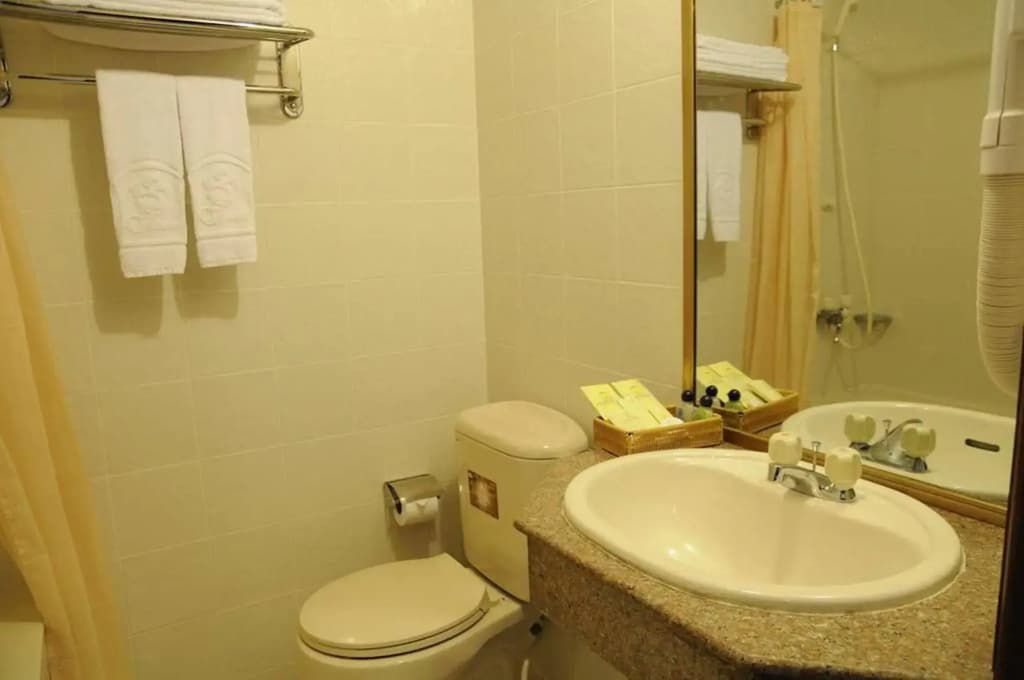 The Flower Boutique Hotel & Travel - photo 9