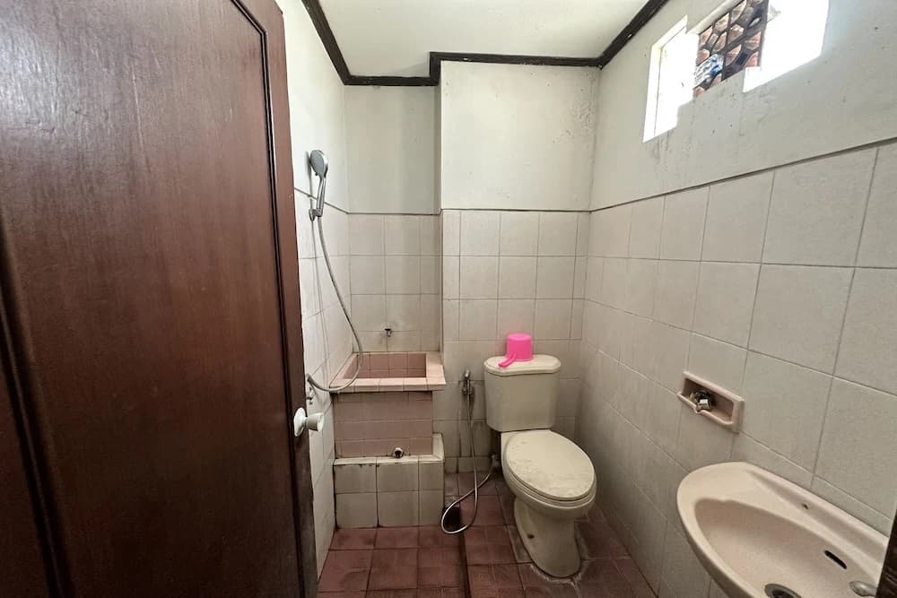 Hotel Warta Sari - photo 10