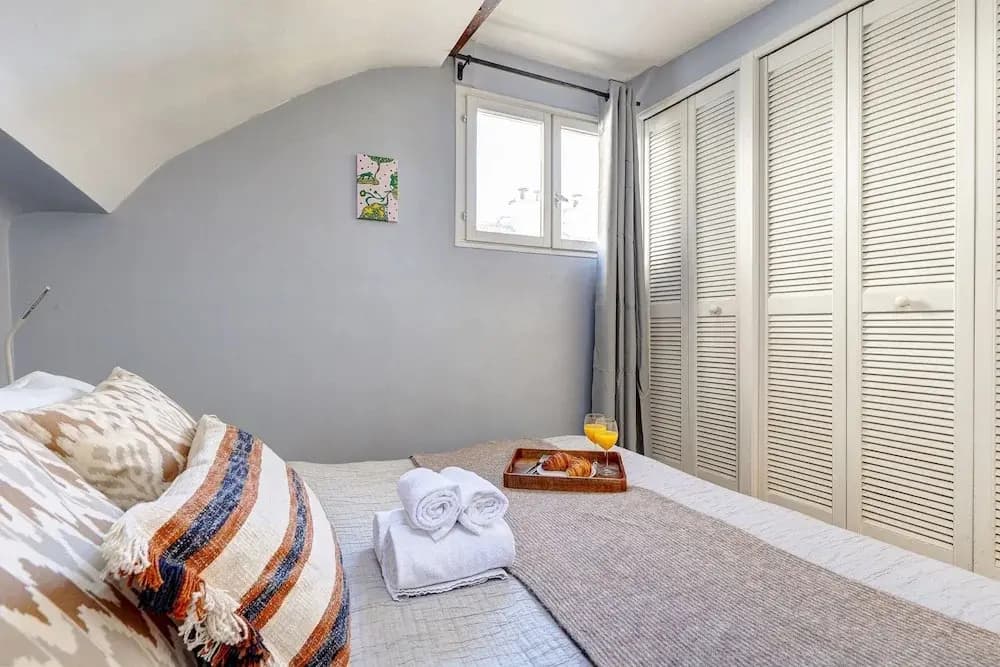 Comfortable 1BR in Latin Quarter - photo 1