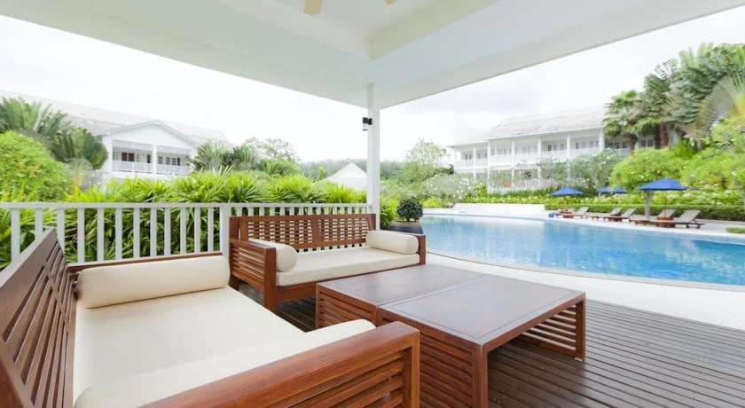 Ocean Breeze Resort & Apartments - photo 10