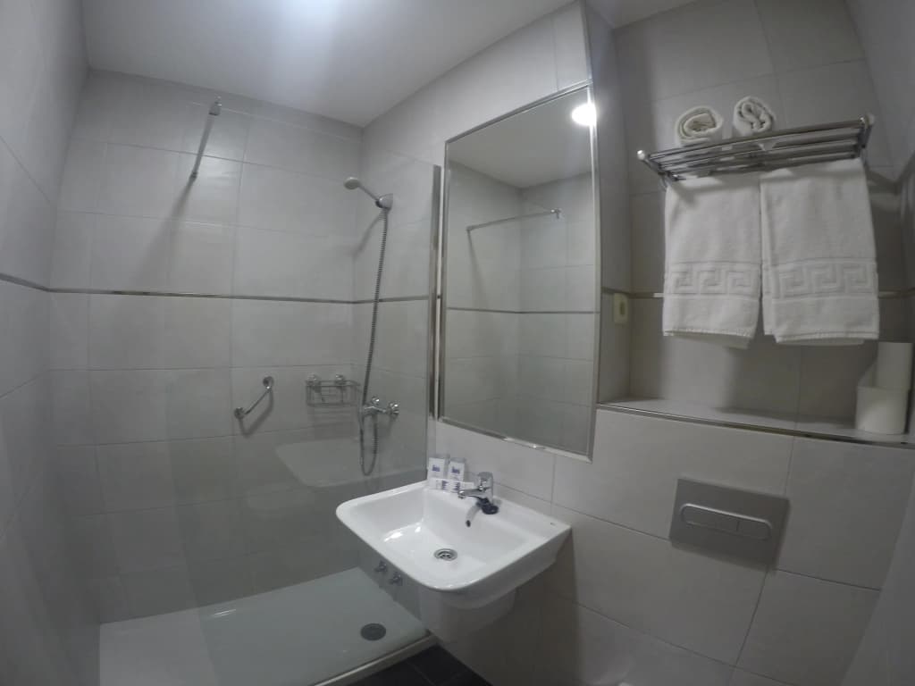 Hostal El Pilar - photo 9