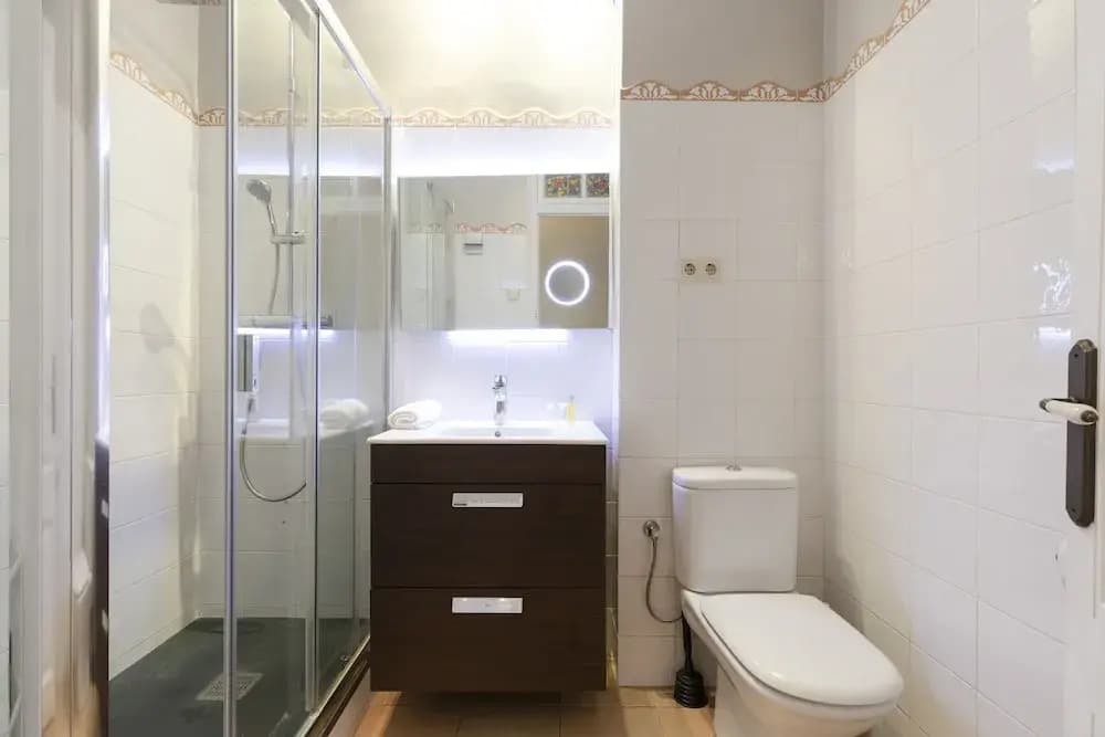 AB Casanova Apartment - photo 8