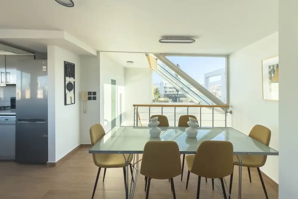 Acropolis Sky Retreat Jacuzzi 3BR Maisonette - photo 19