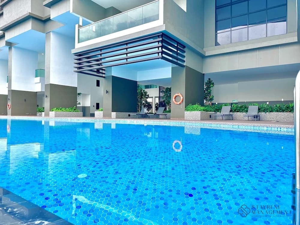 Twin Tower Residence by Stayrene - photo 15