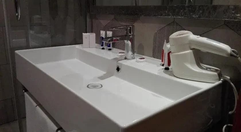 Dem Guesthouse - photo 8