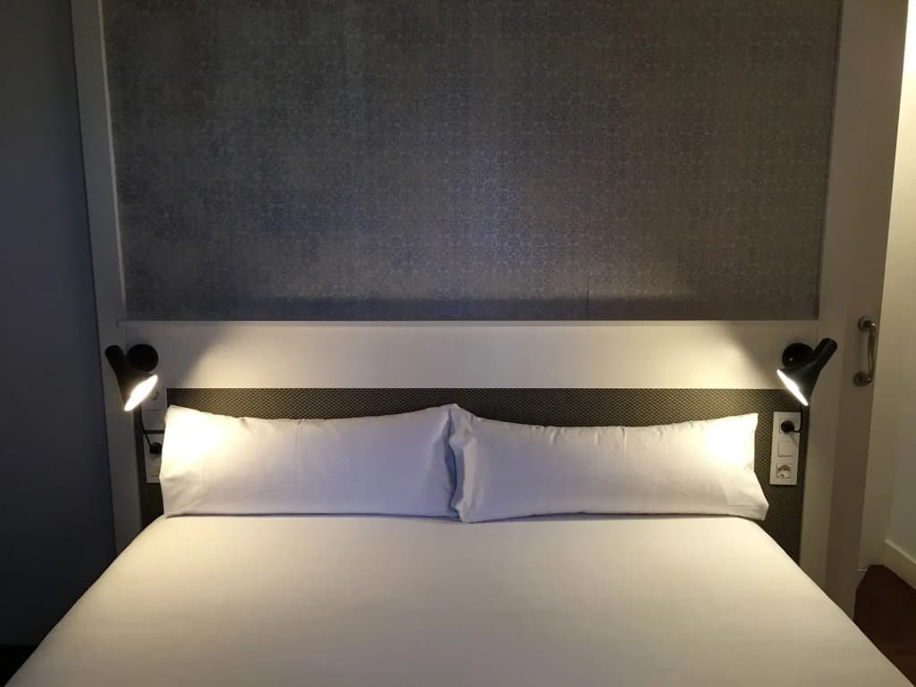 Duquesa Suites Barcelona - photo 2