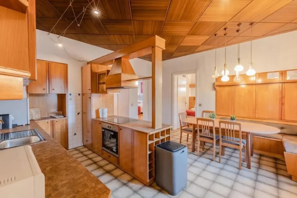 Rustic Apartment with 4 bedrooms Top 9 - photo 4