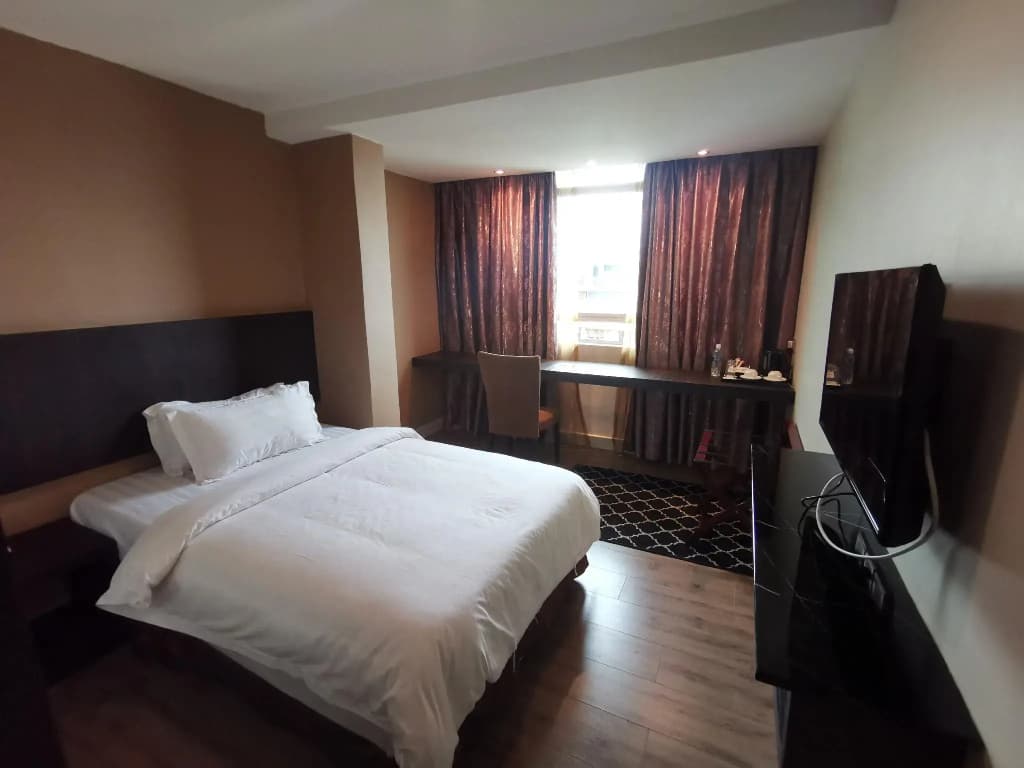 De Leon Hotel ll - photo 2