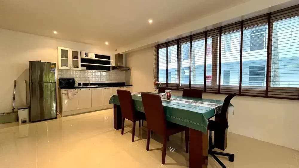 B6 - 1 Bdr Modern Condo With Balcony and Pool, Karon - photo 5