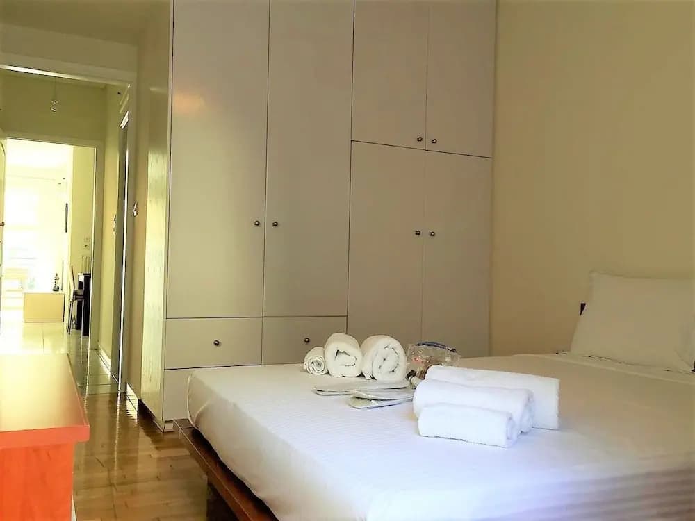 Comfy 3rd Floor Flat and Pspace - photo 5
