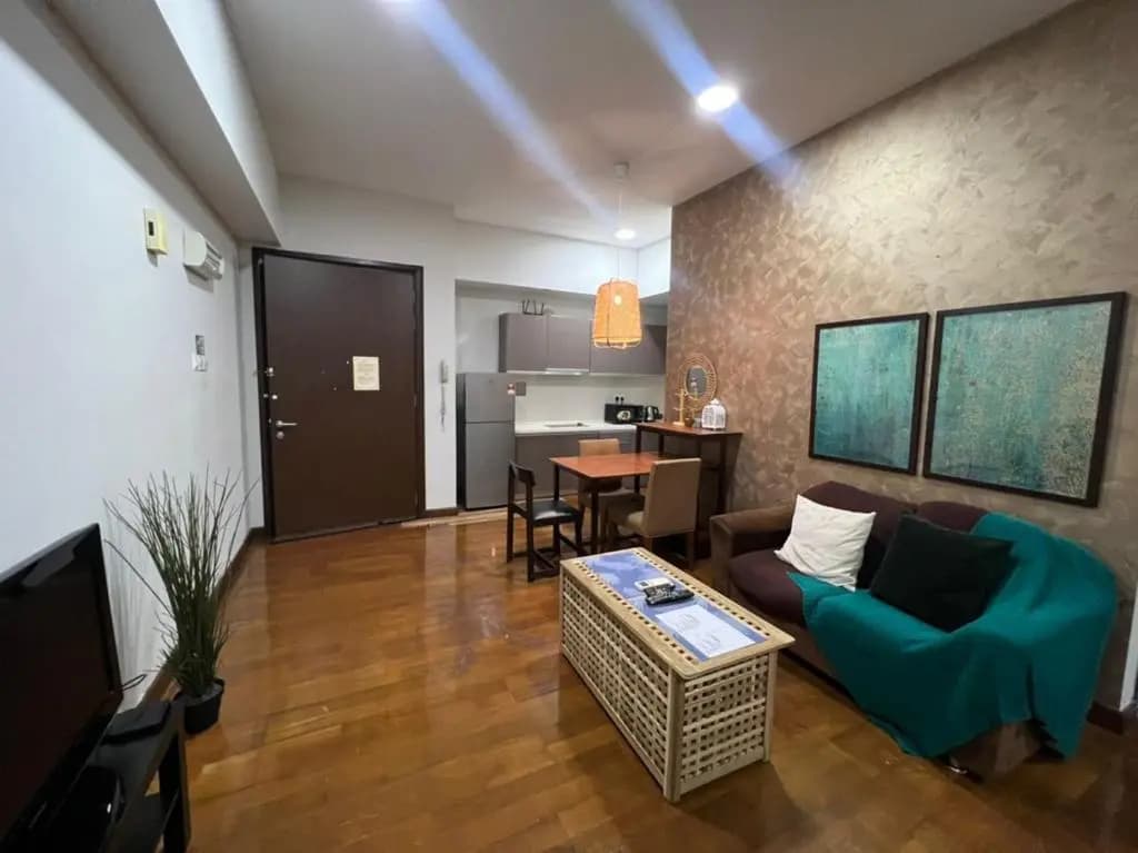 Suites & Residences @ Regalia by PLC - photo 11