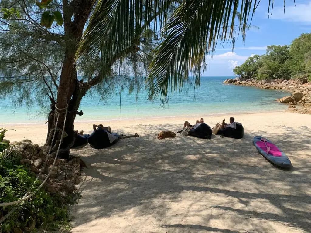 Coconut Beach Bungalows - photo 8