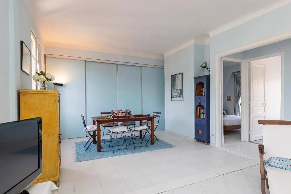 Extraordinary View on Port and Castle Hill - 1 Bdr & Parking - photo 4