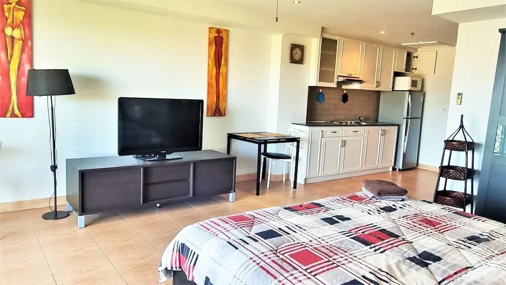 Large Studio Condo Jomtien - photo 21