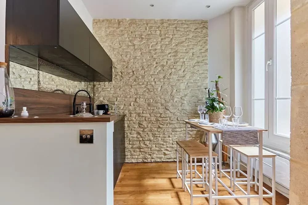 Charming 1 Bedroom Apartment Eiffel Tower - photo 13