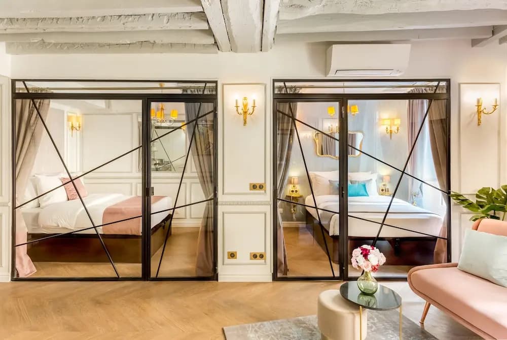 Luxury 4 Bedroom 3 Bathroom Louvre - AC - photo 3
