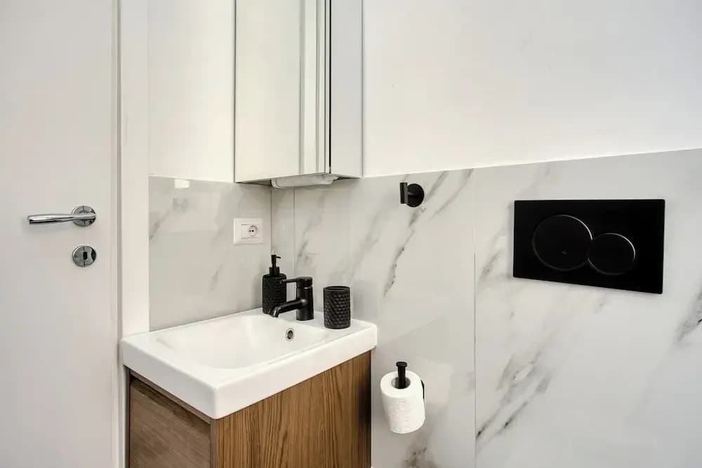 Stylish Studios near Subway - photo 21
