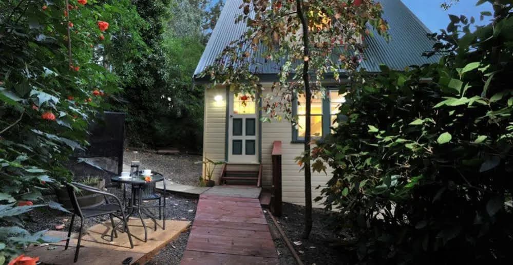 Tuckers Cottage - photo 3