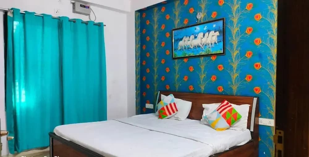 Green Orbit Hotel - photo 18