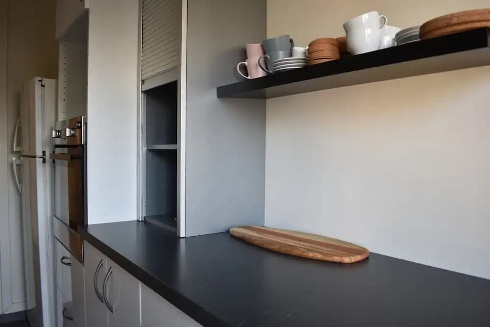 Spacious 2 Bedroom Apartment in Paris 2nd - photo 11