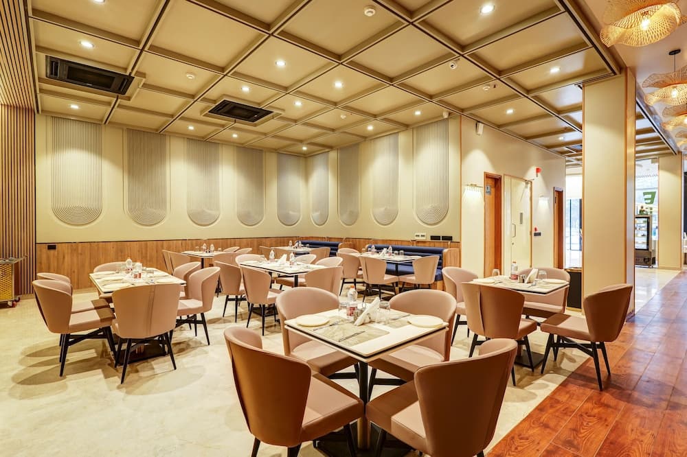 Hotel Premier Inn - photo 27