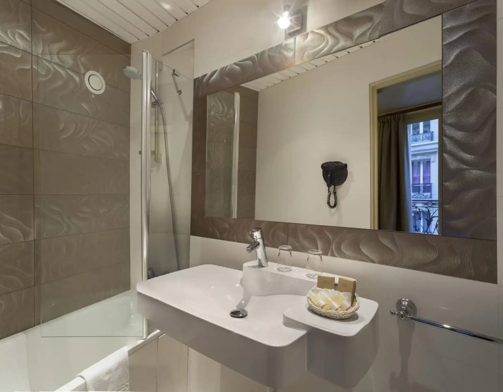 Hôtel La Folie des Prés - Saint-Germain-des-Prés - photo 10