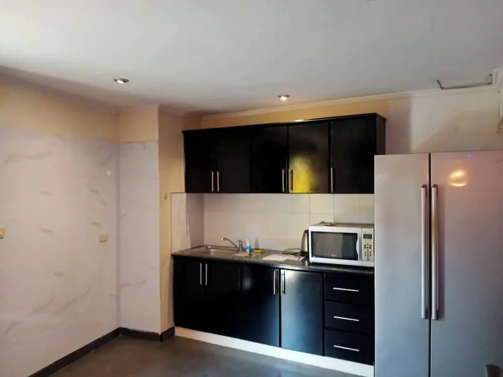 75 sqm Studio Type Jacuzzi Apartment 101a - photo 15