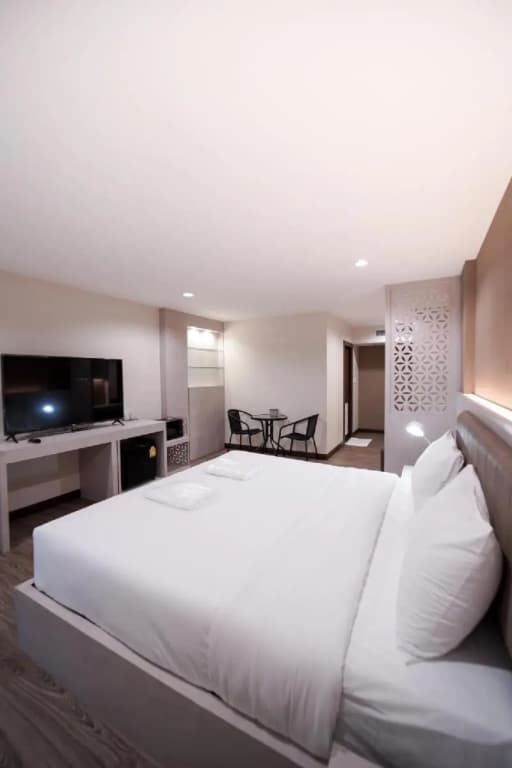 The Y House - photo 25